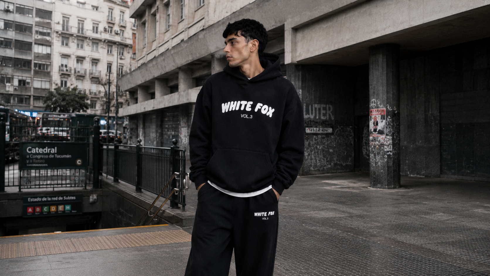 Escena urbana — lifestyle en la calle